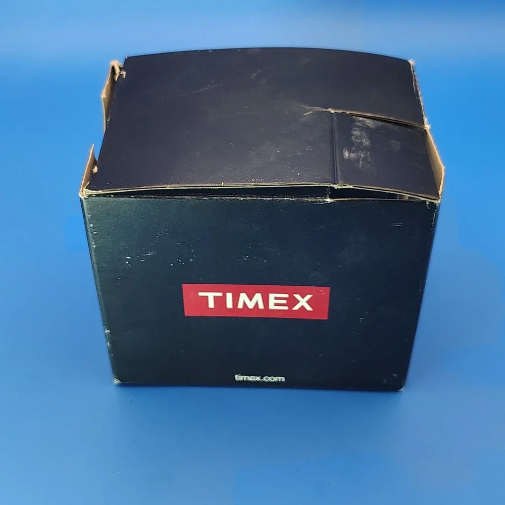 New! Vintage 2012 Timex Easy Reader Date 25mm Women's Quartz Watch Leather NOS‎